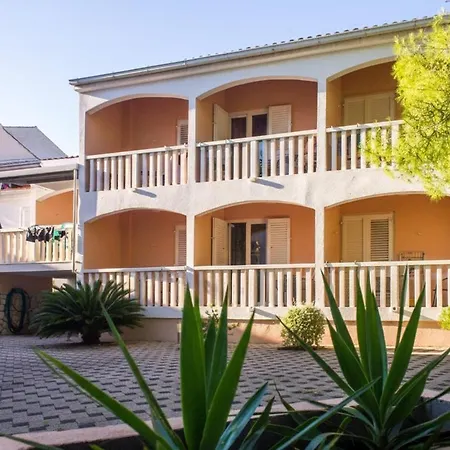 Lavica Premium Oasis Of Peace Podstrana
